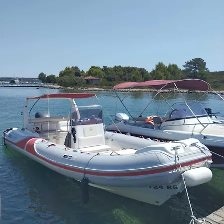 Mobil Bela * Biograd Na Moru